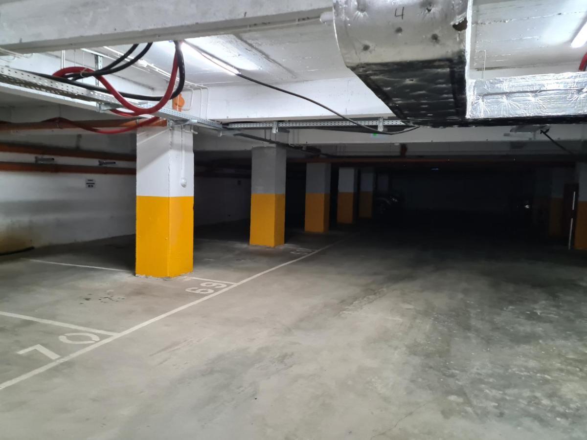 Ultracentral 5* Boutique Hotel Style Apartment. Brand New. 2 Rooms. Spacious. Free Parking Cluj-Napoca Exterior photo